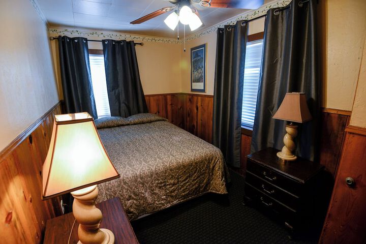 Room 16 of 149
