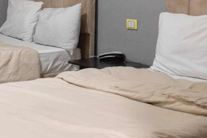 Room 5 of 26