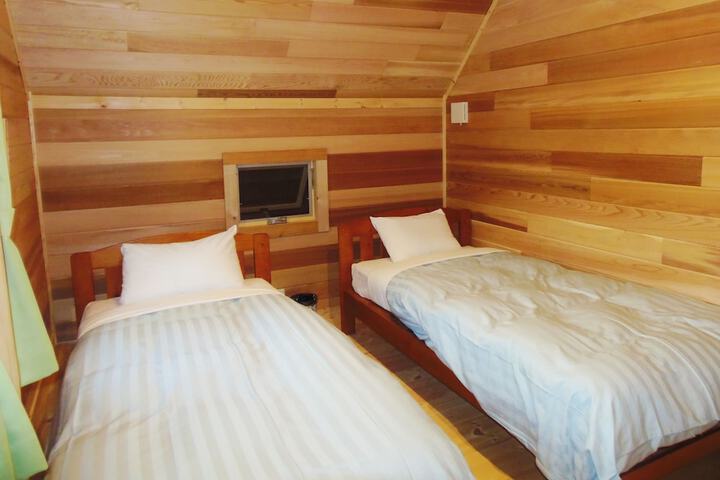 Room 15 of 54