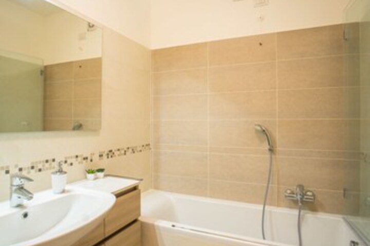 Room 3 of 29