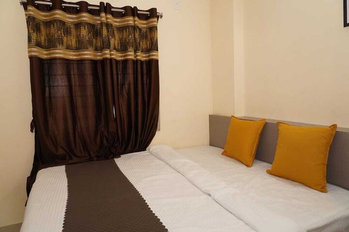 Room 4 of 22