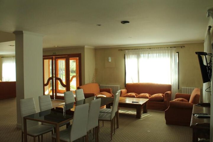 Room 14 of 38