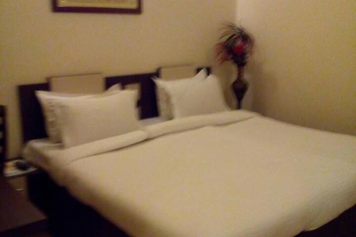 Room 16 of 57