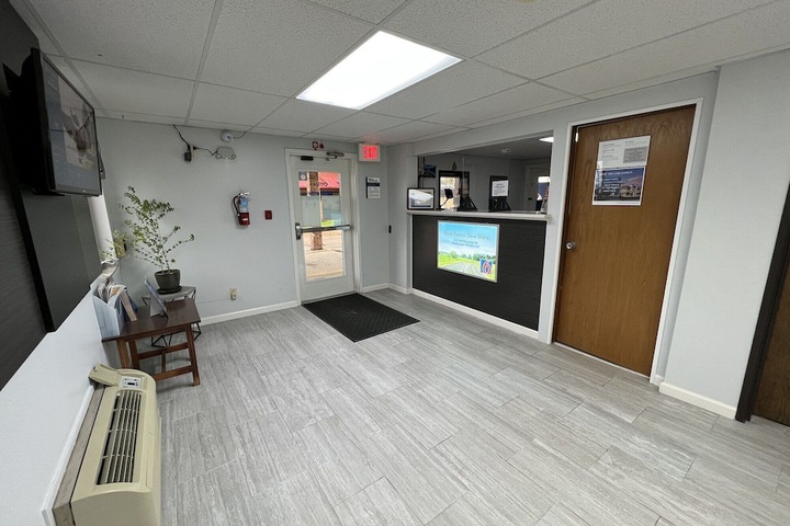 Entrance & Lobby