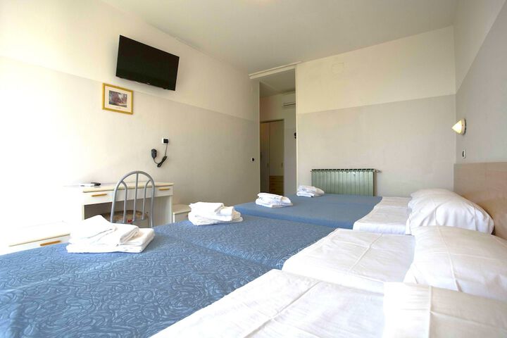 Room 17 of 88