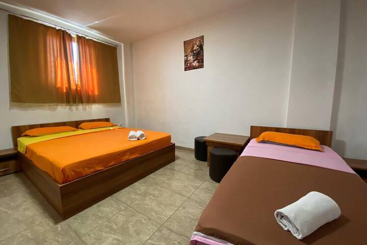 Room 15 of 40