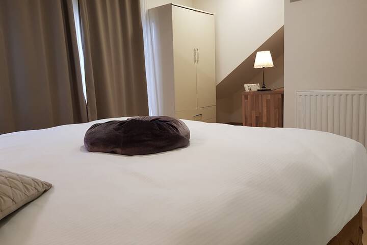 Room 30 of 70