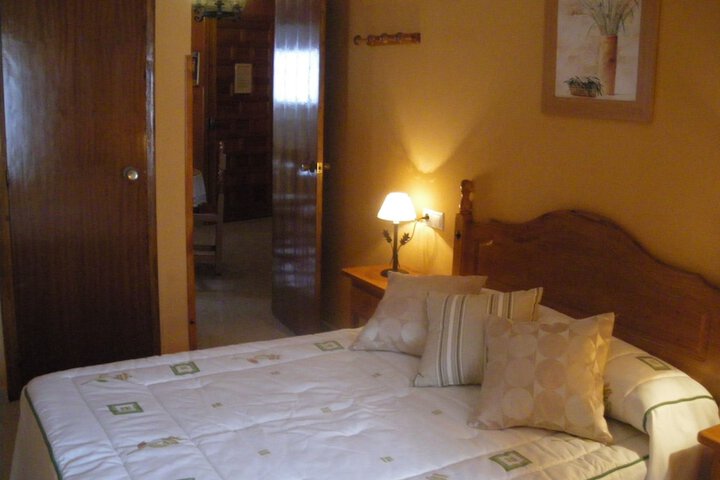 Room 4 of 30