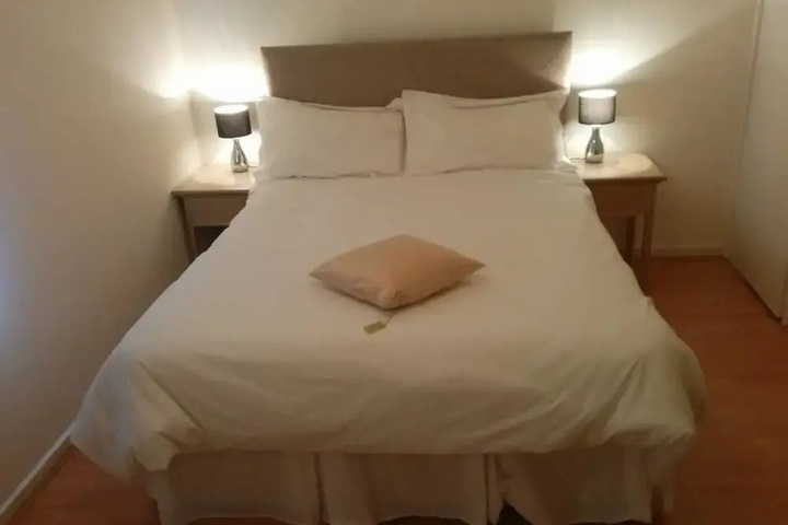 Room 3 of 11