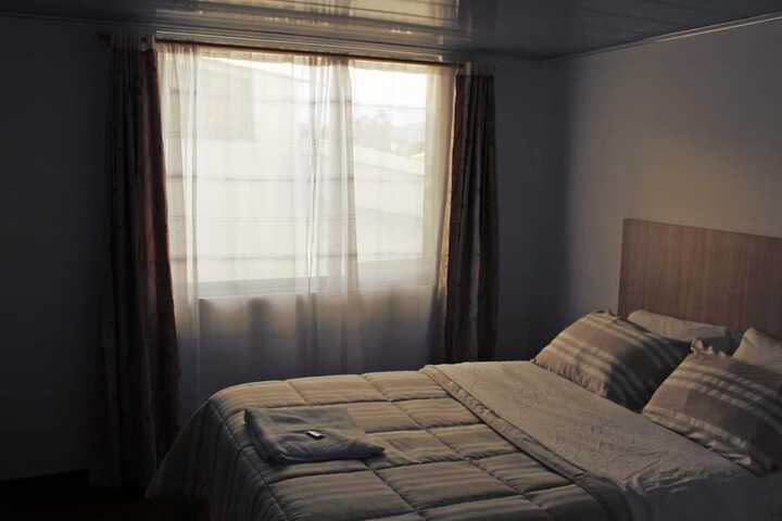 Room 2 of 25