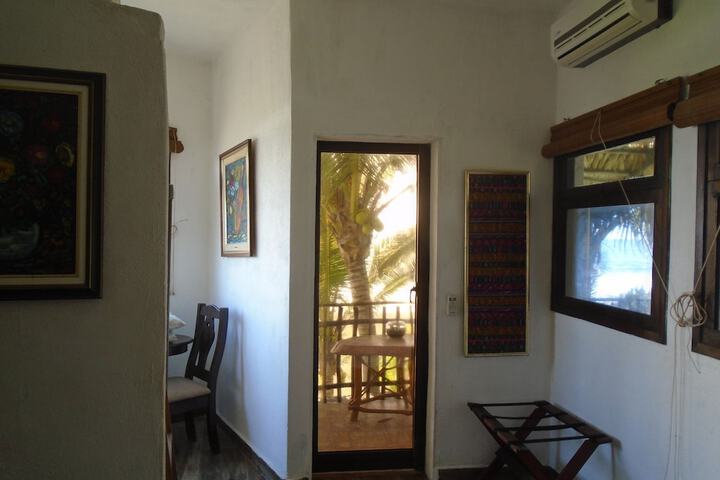 Room 40 of 228