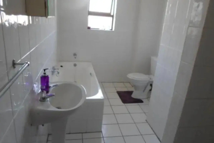 Room 5 of 15