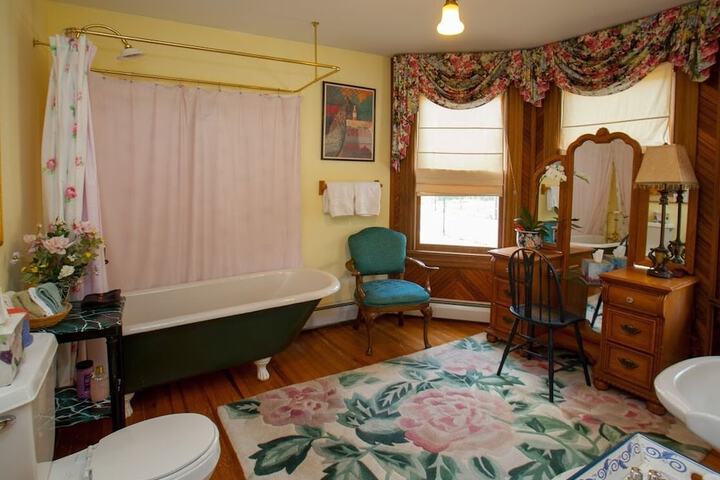 Hotel Interior 80 of 97