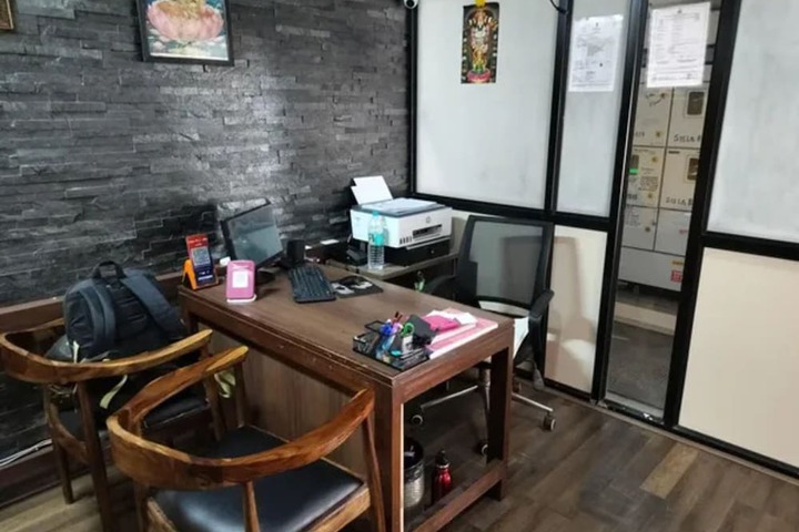 Fabhotel Elysees Services Suites