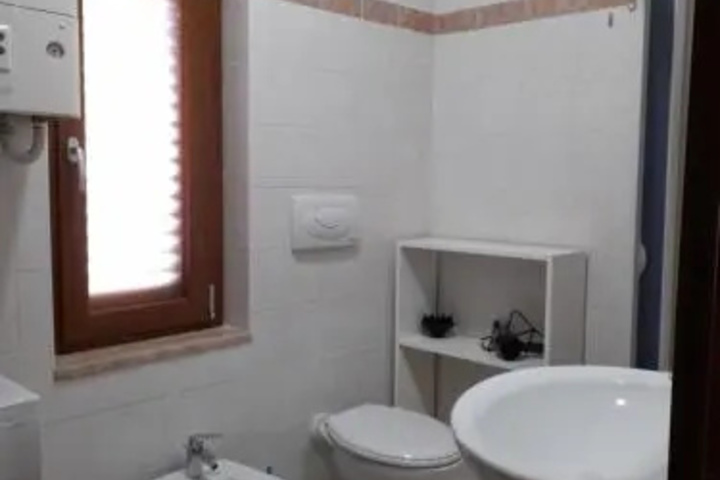 Room 4 of 4