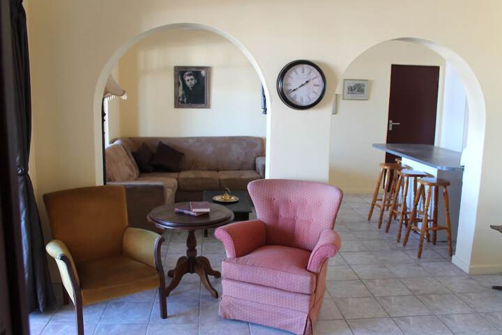 Room 21 of 51