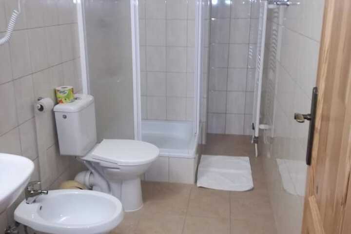Room 30 of 61