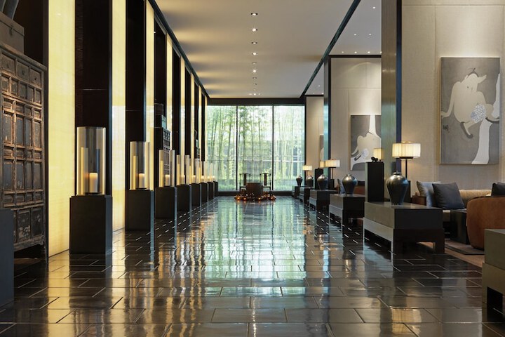 Guest Lobby