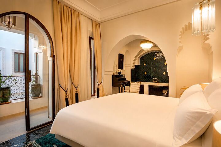 Room 4 of 61