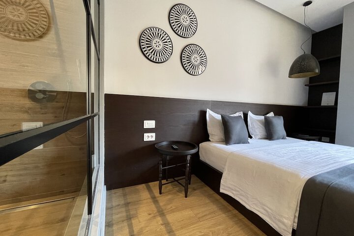 Room 30 of 68