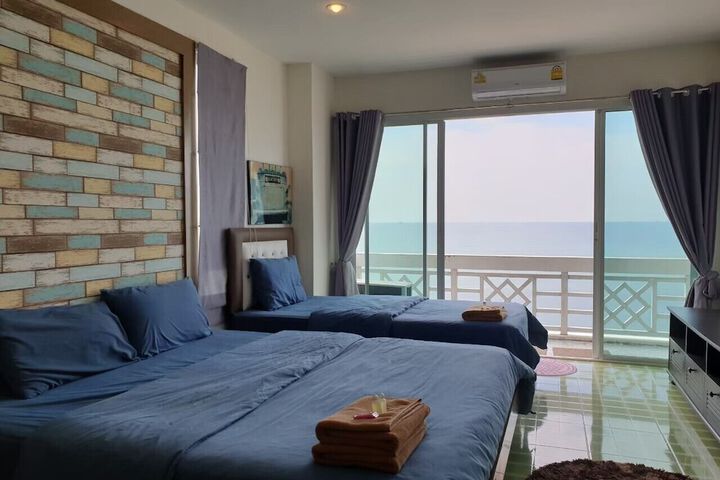 Room 106 of 263
