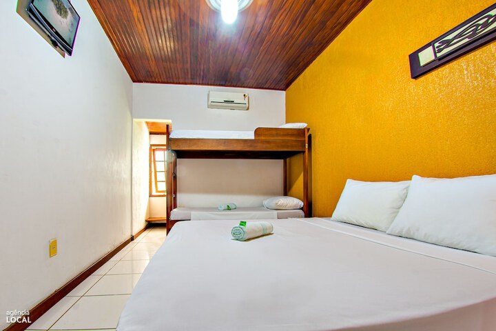 Room 12 of 38