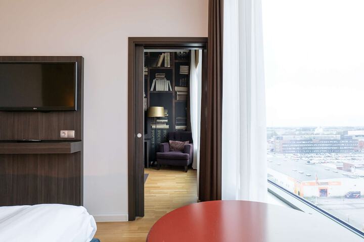Room 12 of 54