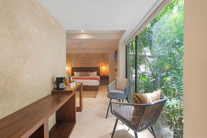 Room 42 of 58