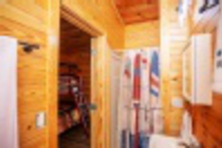 Room 184 of 216