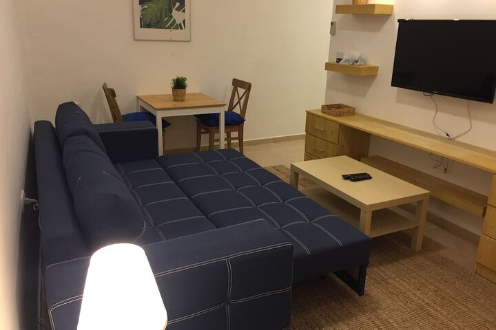 Room 2 of 54