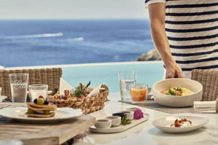 Breakfast/Coffee Service 15 of 90