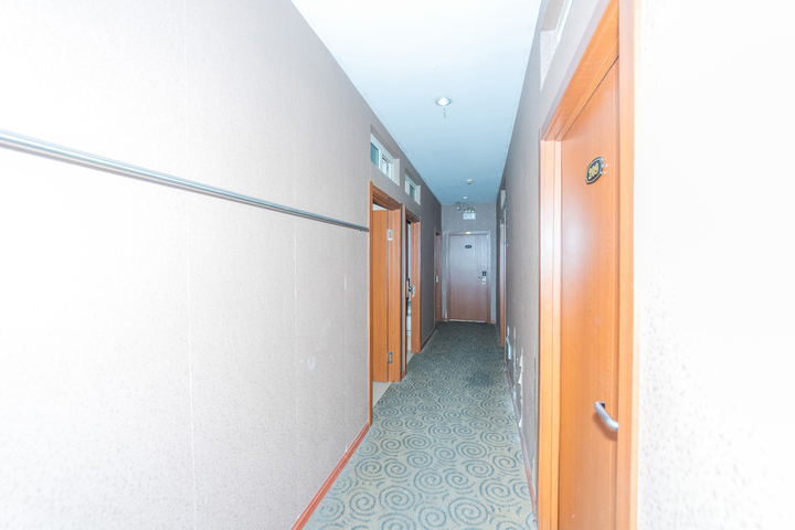 Hotel Interior 6 of 37