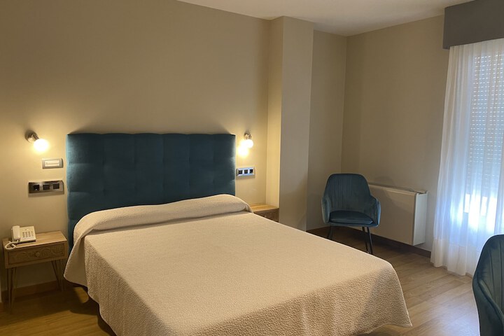 Room 41 of 90