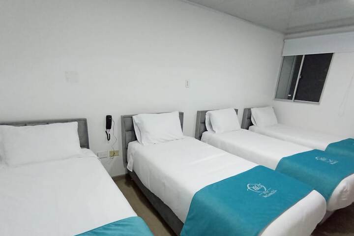 Room 10 of 11