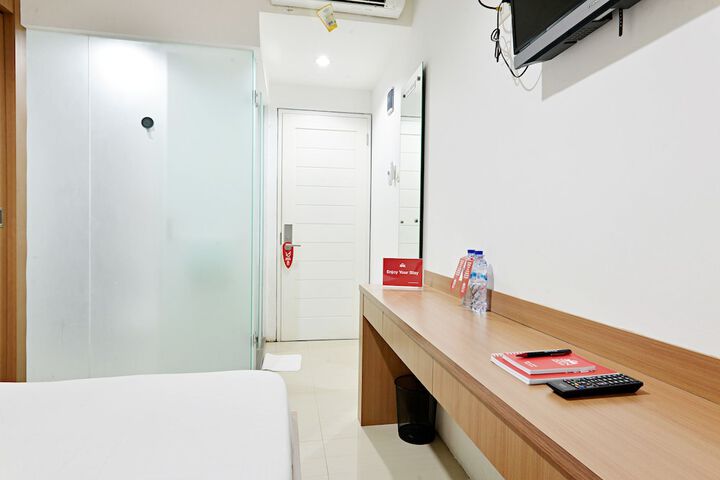 Hotel Suite Photo
