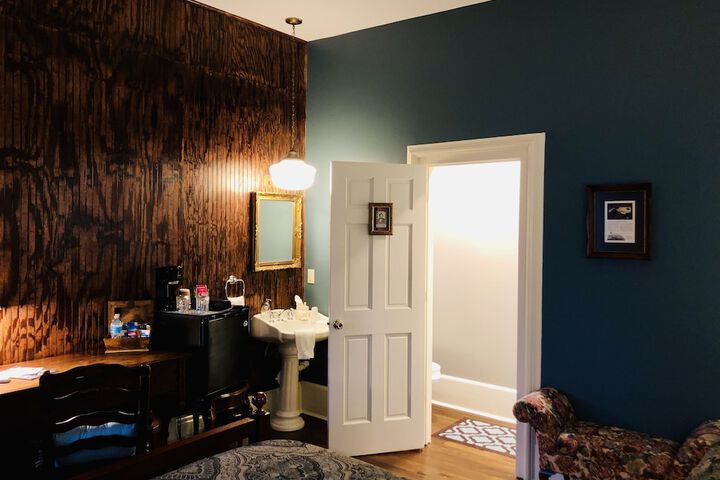 Room 75 of 95