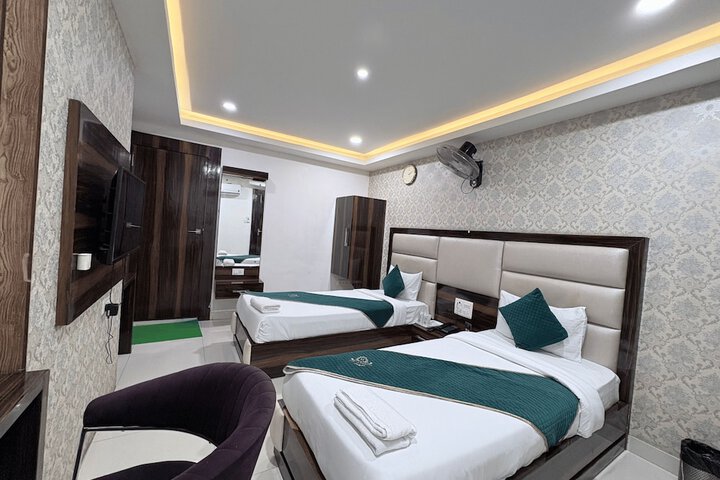 Room 10 of 23