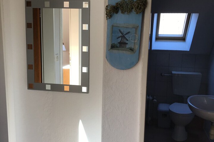 Room 28 of 117