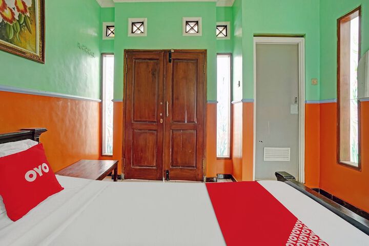 Room 13 of 26