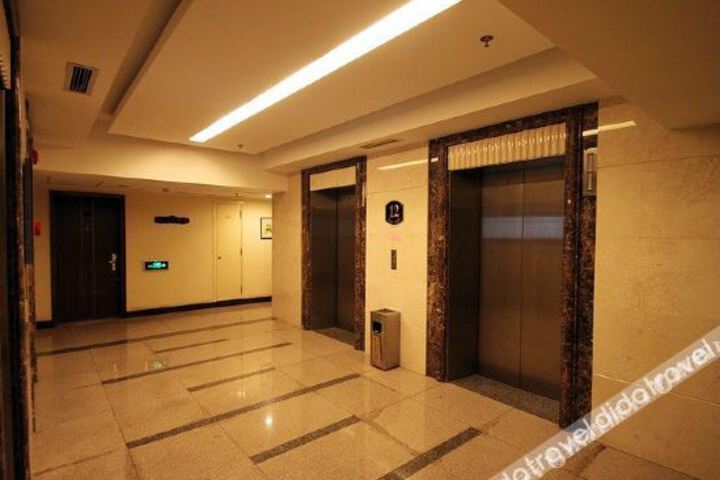 Hotel Interior 7 of 17