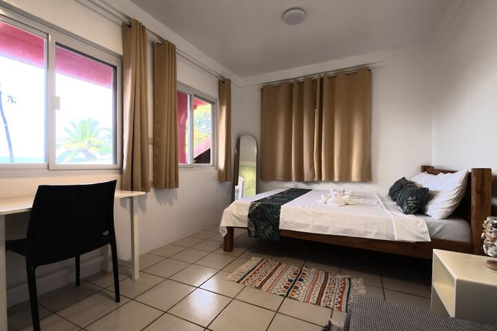 Room 16 of 144