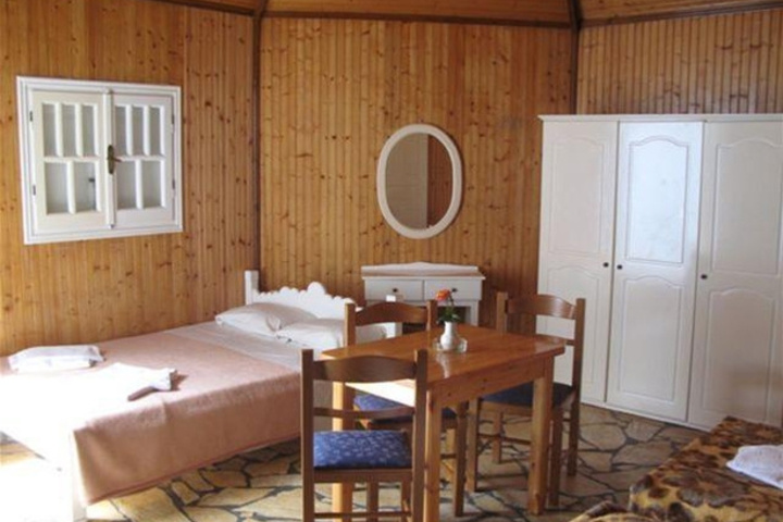 Room 5 of 5