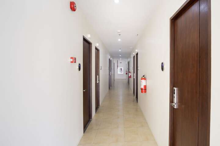 Ballroom/Hall 19 of 28