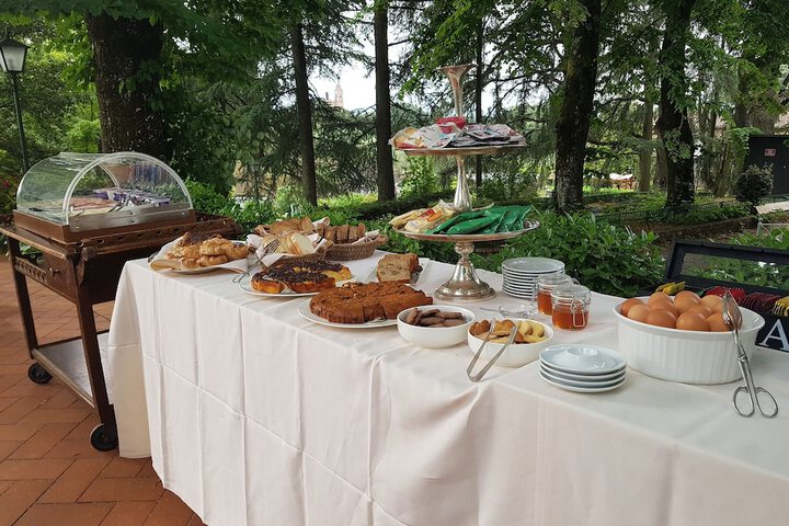 Dining 109 of 140