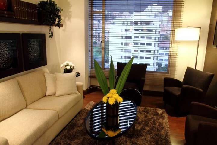 Room 4 of 35