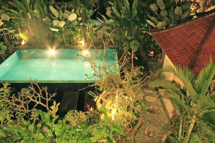 Pool Hotel