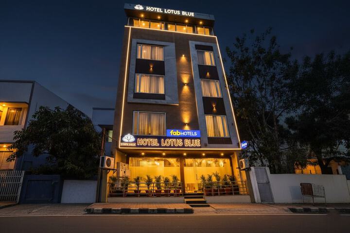 FabHotel Lotus Blue