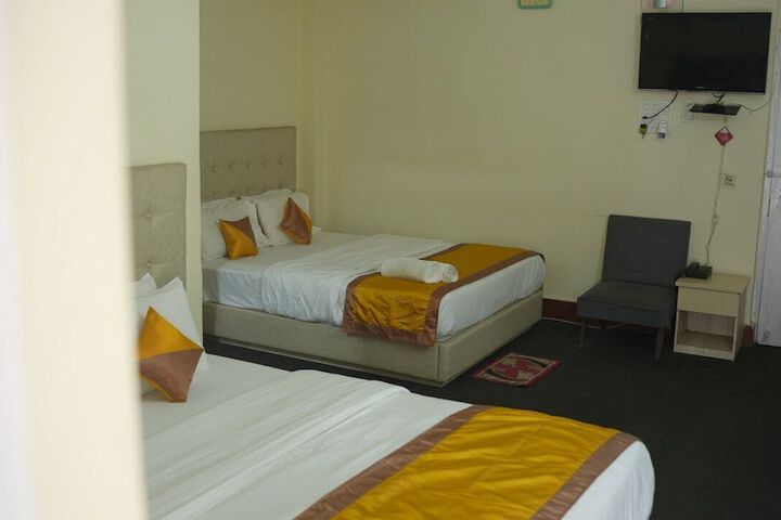 Room 22 of 36