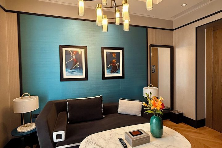 Room 58 of 131