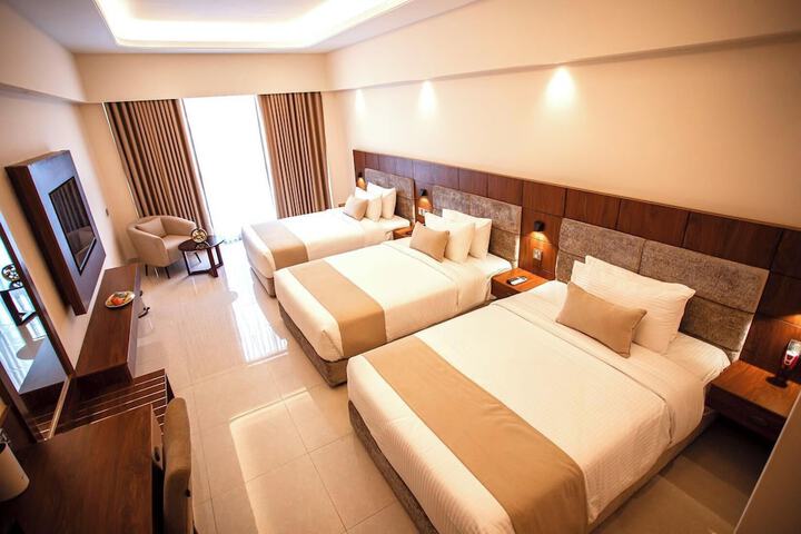 Room 30 of 58